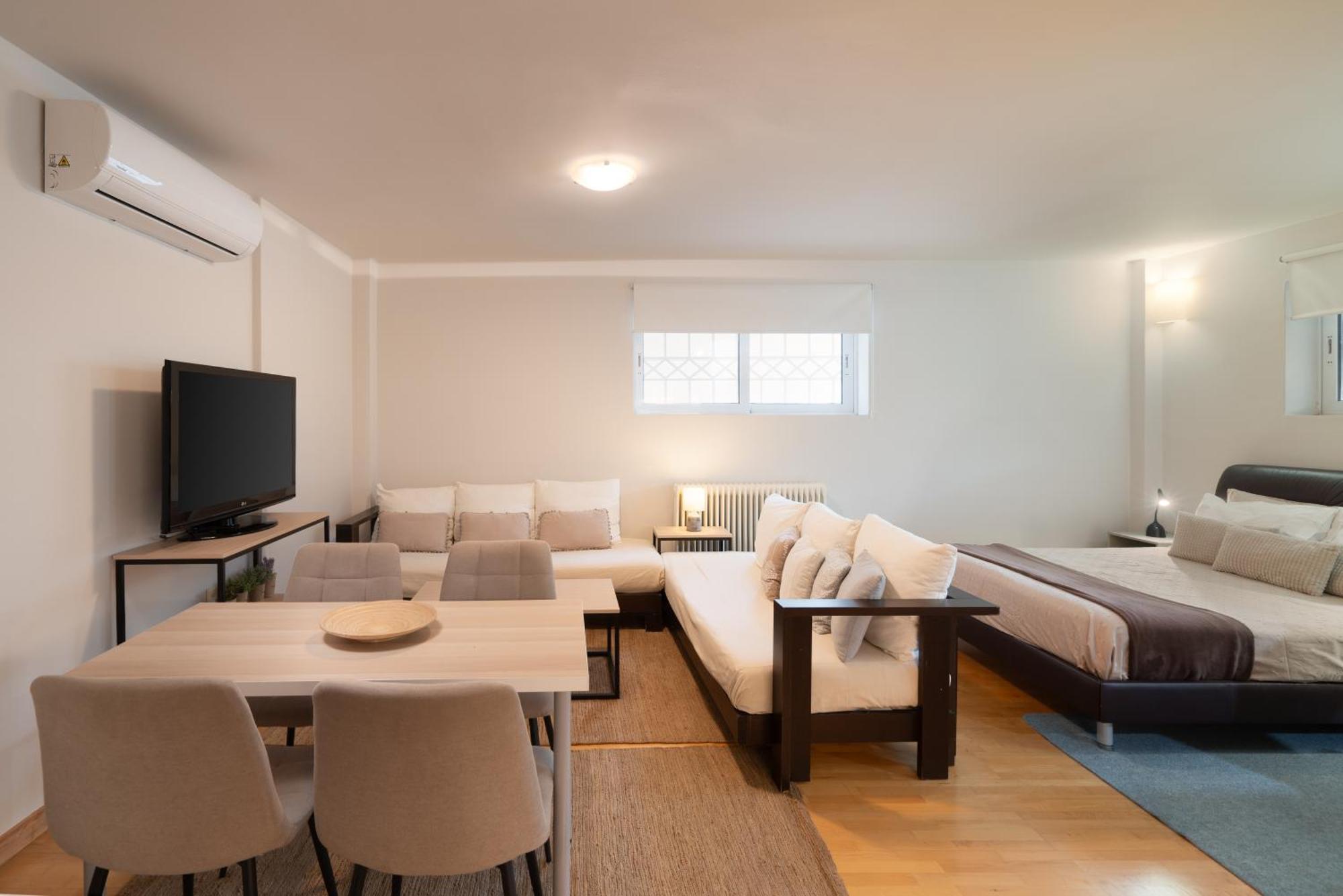 Bright, Cosy Studio Close To Glyfada Beach & Center Atina Dış mekan fotoğraf