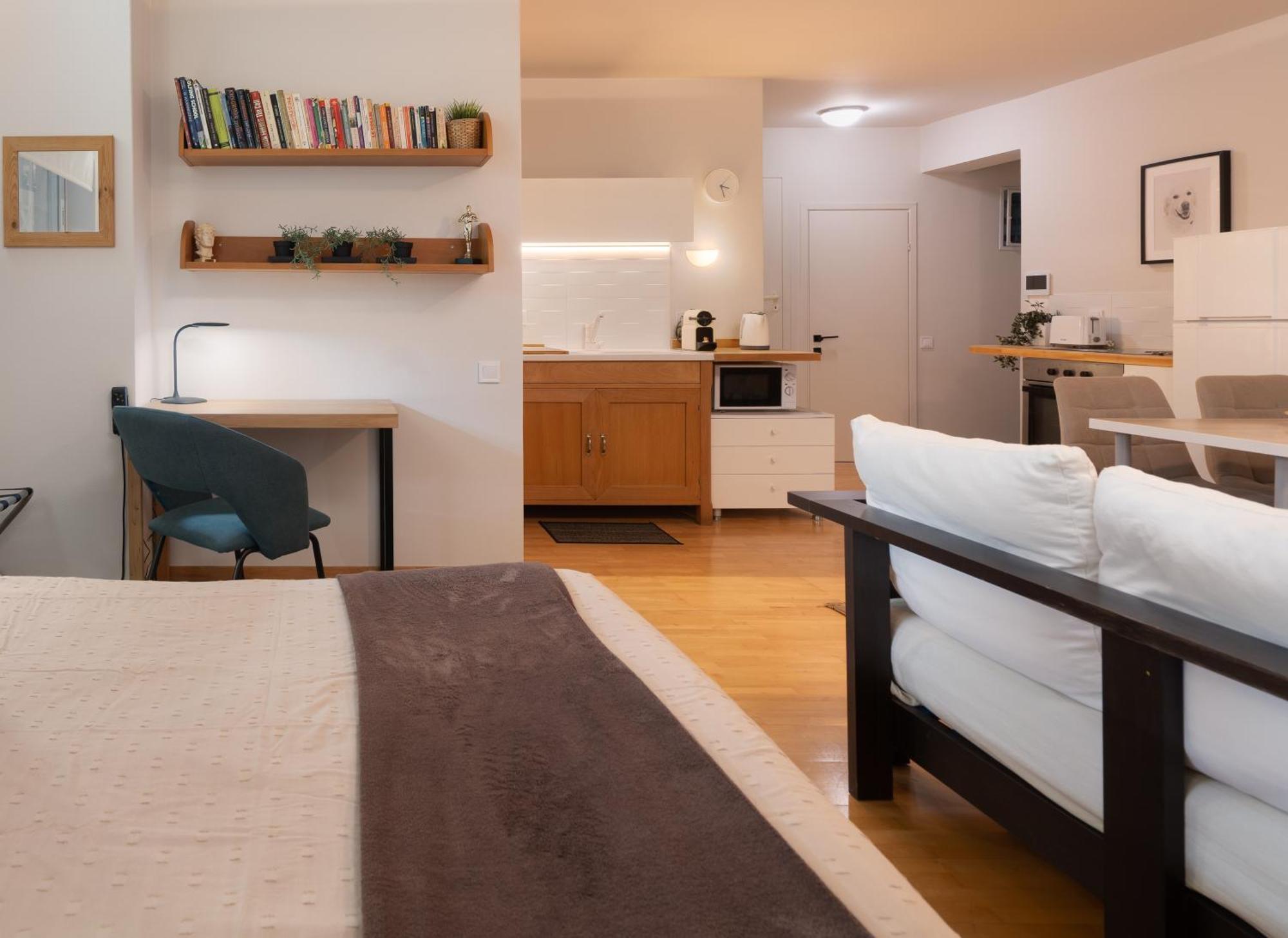 Bright, Cosy Studio Close To Glyfada Beach & Center Atina Dış mekan fotoğraf